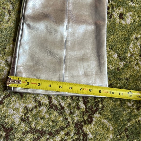 NWT  7 For All Mankind Women's Silver Metallic Faux Leather Vegan Pants - Picture 12 of 14